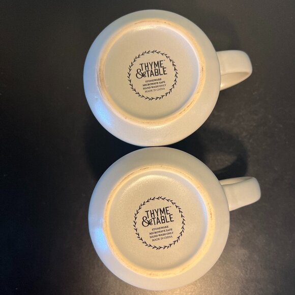 Set of 2 THYME & TABLE Stoneware Mugs ~ Gray with White & Metallic Gold Stripes - Picture 10 of 12